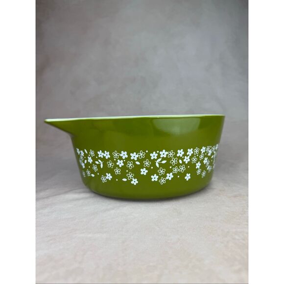 Vintage Pyrex Spring Blossom 475-B Mixing Bowl Green Flowers Pattern - Picture 2 of 11